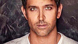 هرتیک روشن عاشق گربه ایرانی ؟