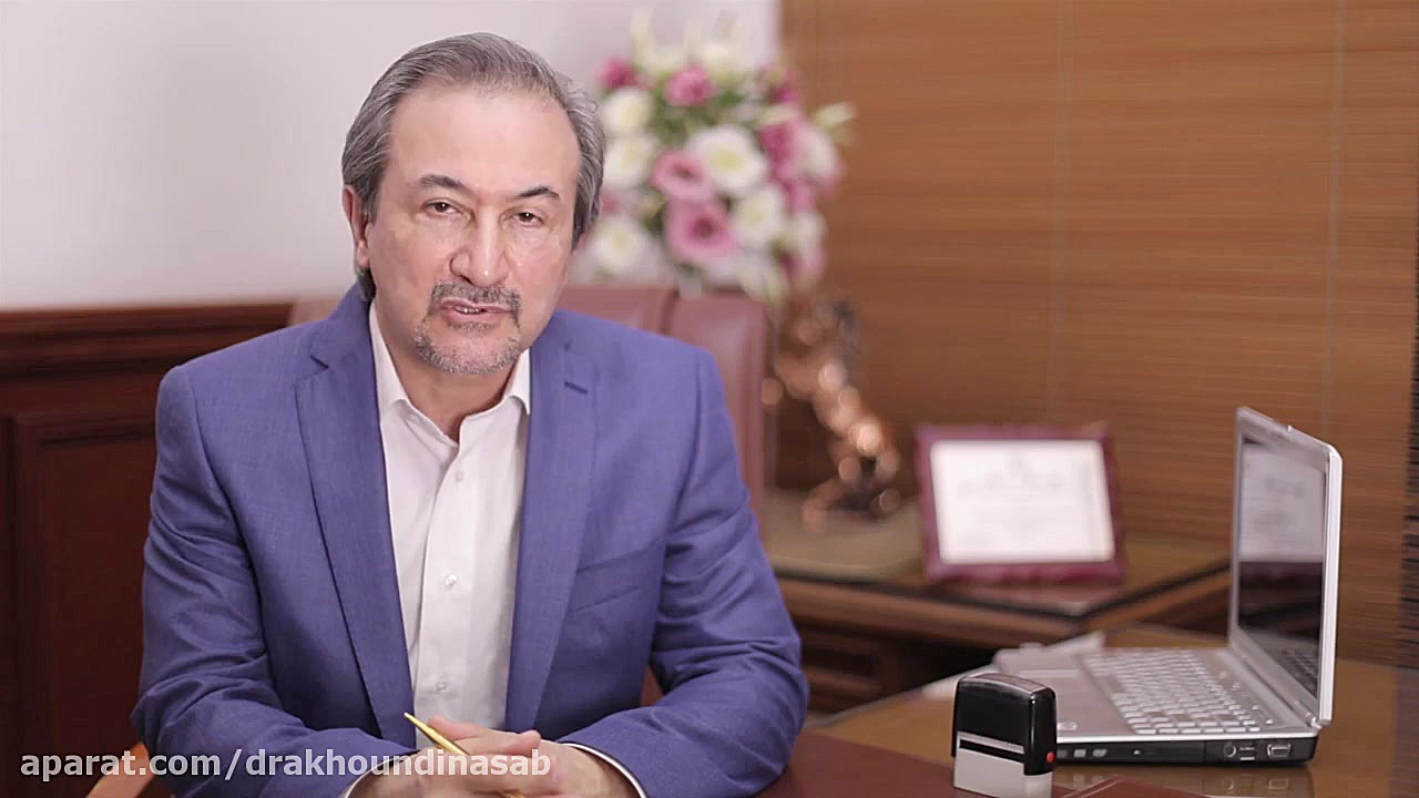بروز سرطان سینه همراه با پروتز سینه دکتر محمدرضا آخوندی نسب-فوق تخصص جراحی پلاستیک