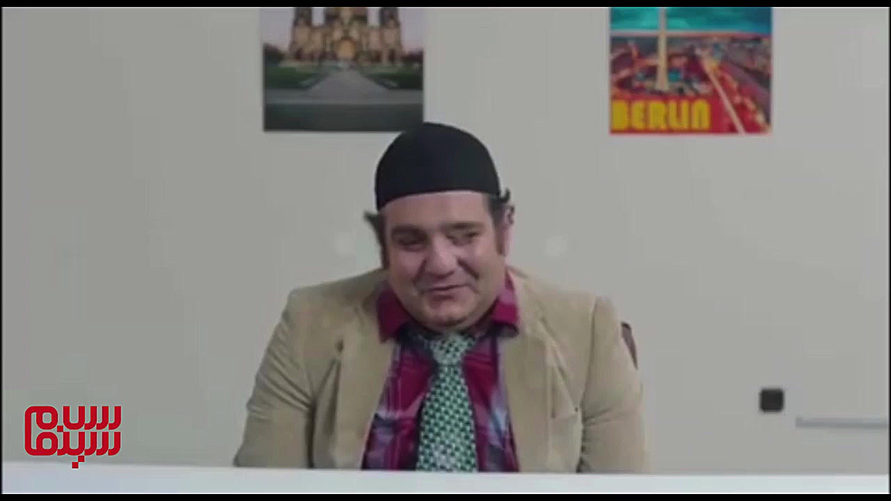 سکانسی بامزه  از «سامورایی در برلین» زمان43ثانیه