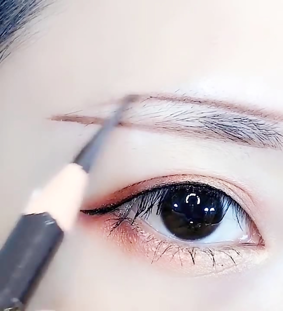 Beautiful Eye Makeup Tutorial...