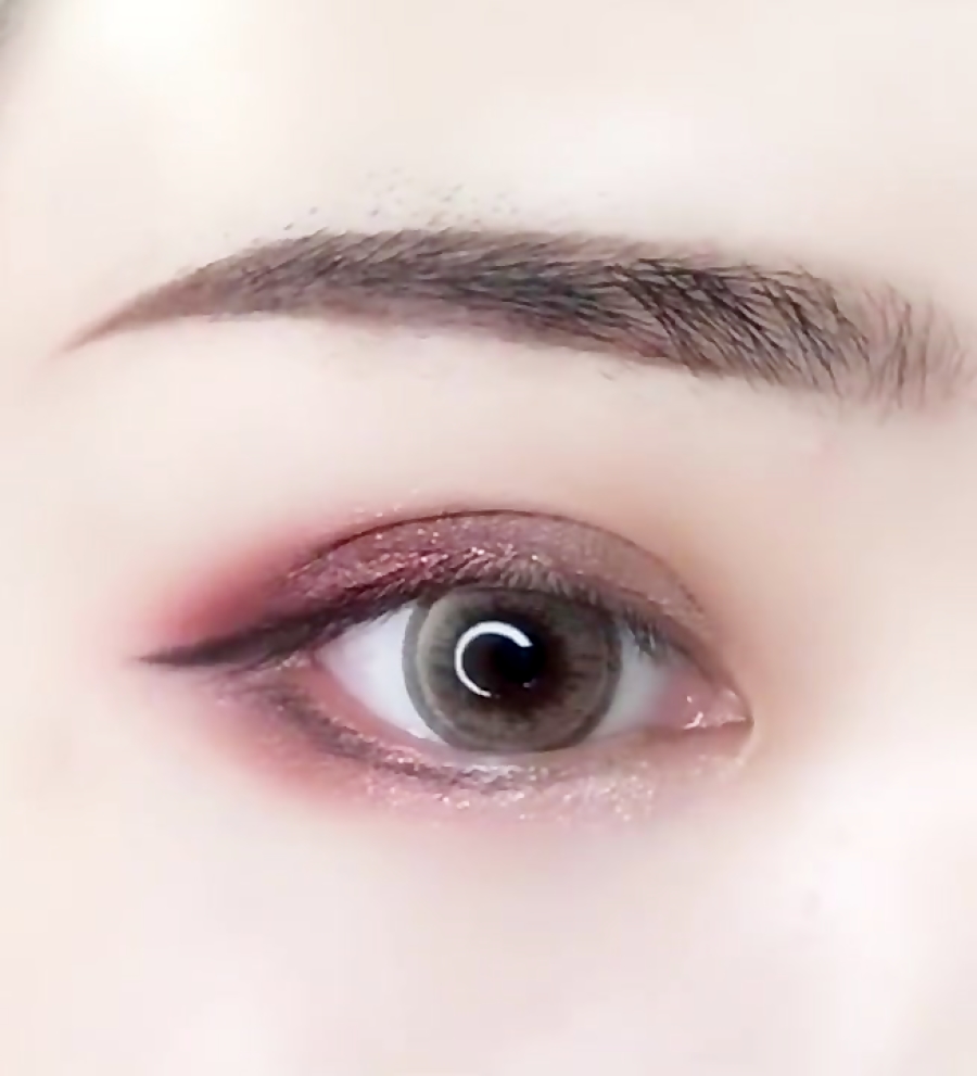 Beautiful Eye Makeup Tutorial...