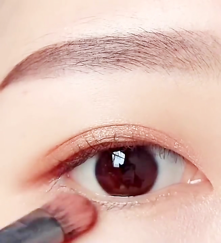 Beautiful Eye Makeup Tutorial...