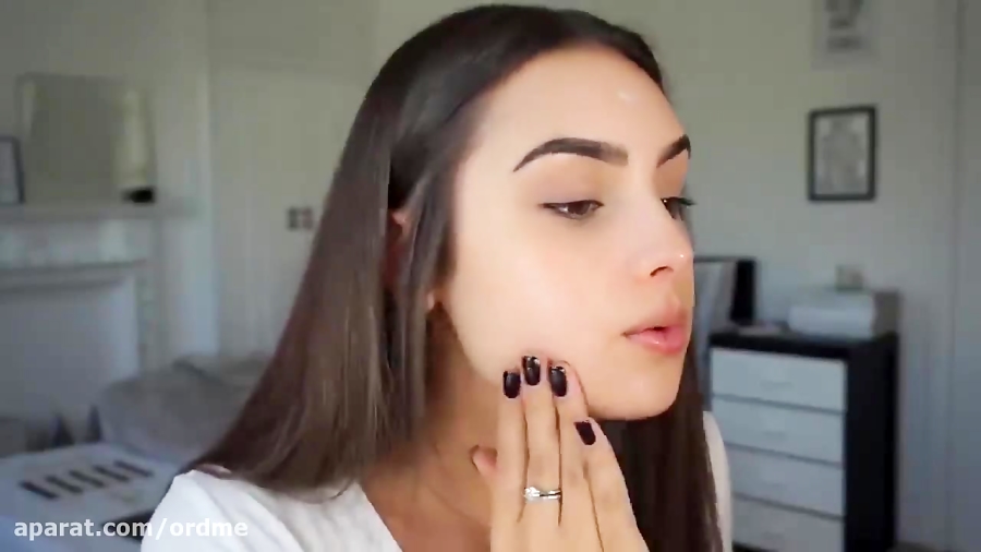 آموزش آرایش طبیعی صورت در چند دقیقه