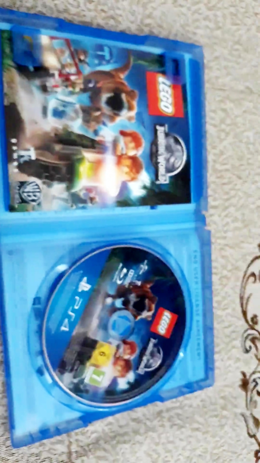 آنباکسینگ بازی lego jurassic world