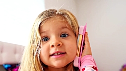 دایانا Pretend بازی با اسباب ب...