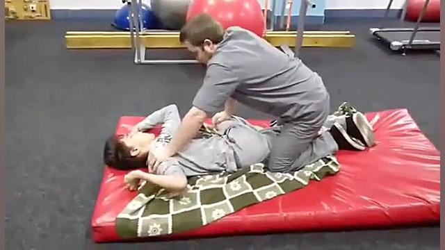 توانبخشی سکته مغزی و فلج مغزی09189687352 لیفت گردنایمپلنت دندان