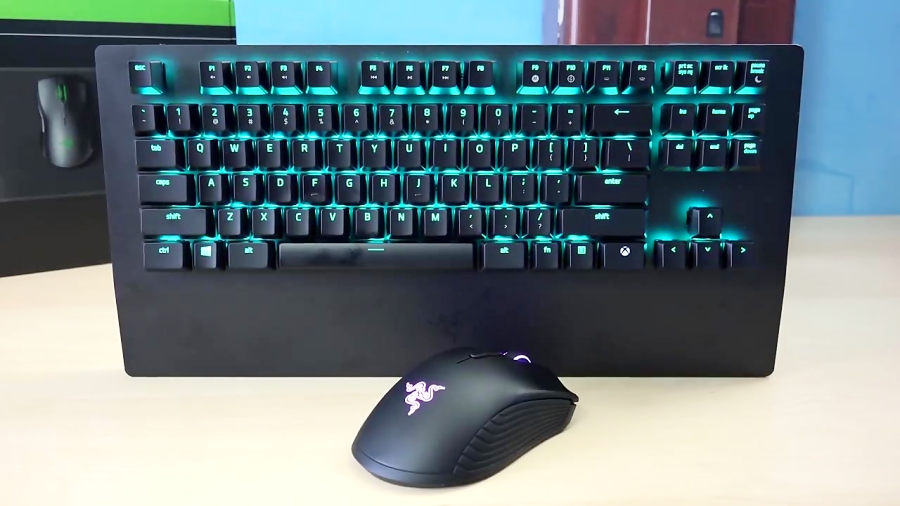 آنباکس و بررسی Razer Turret