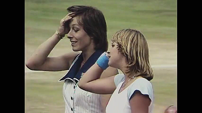 فیلم سینمایی(ضربات نبوغ)دوبله فارسی زمان5872ثانیه