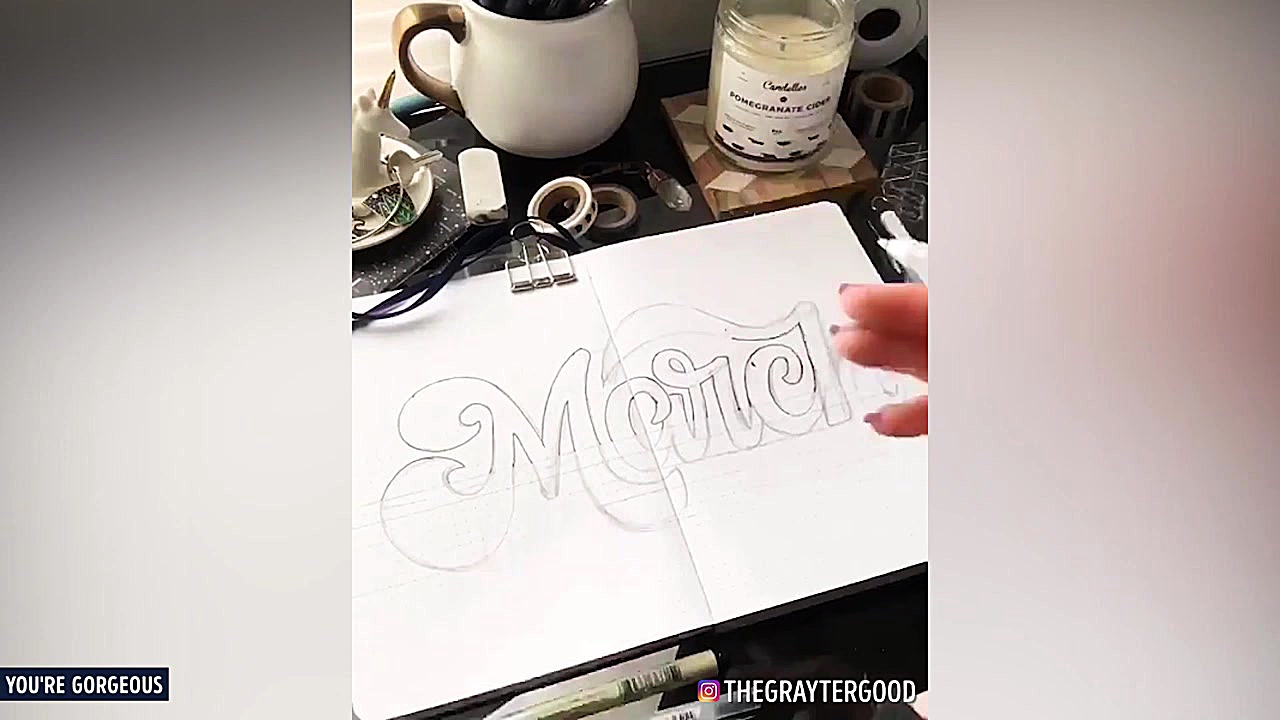 نوشته های جالب با دست جراحی گوش