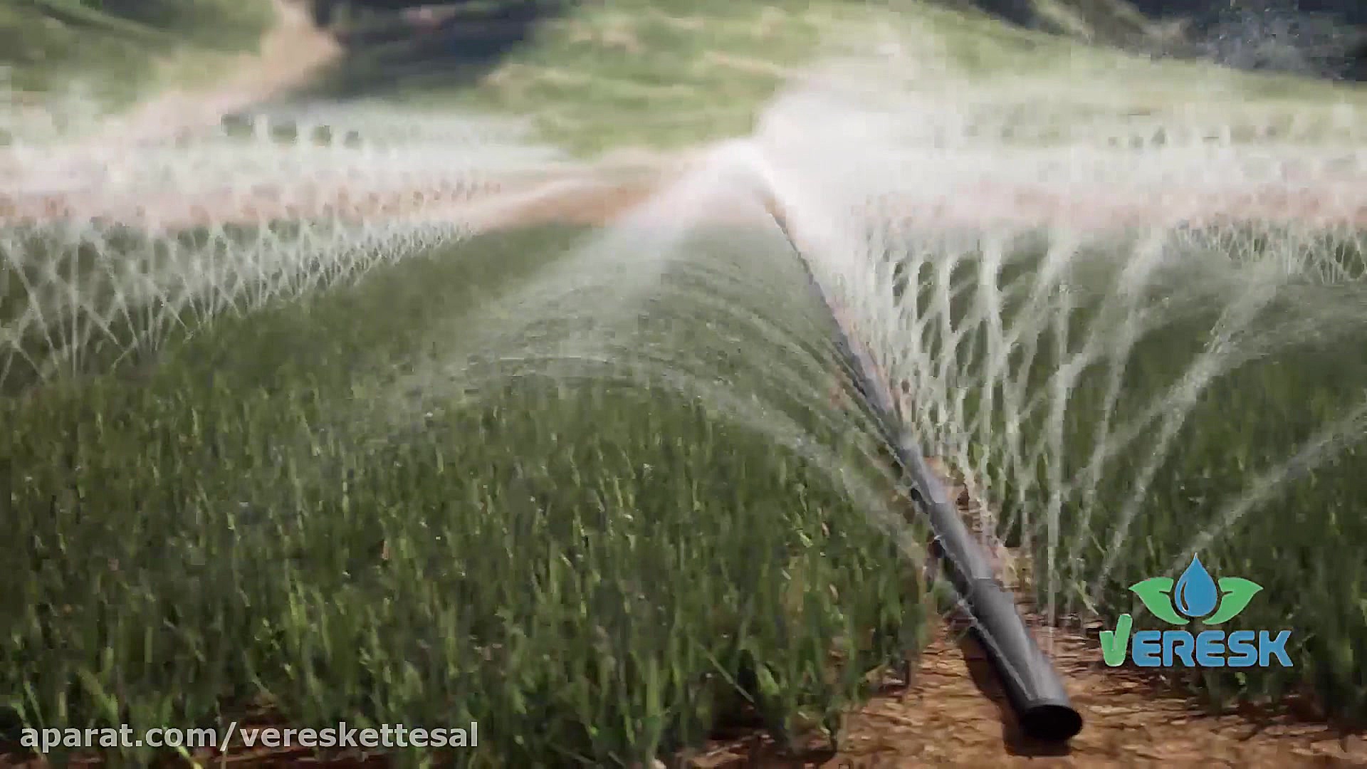 بخش هایی از انیمیشن معرفی سیستم آبیاری بارانی ورسک - Rain Pipe زمان15ثانیه