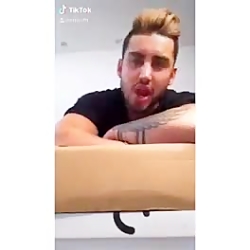 چالش کتونی عرفان