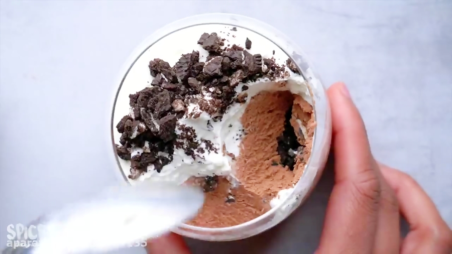 دسر شکلاتی (اولین ویدیو من)