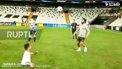تمرین فوتبال محمد صلاح با پسر...
