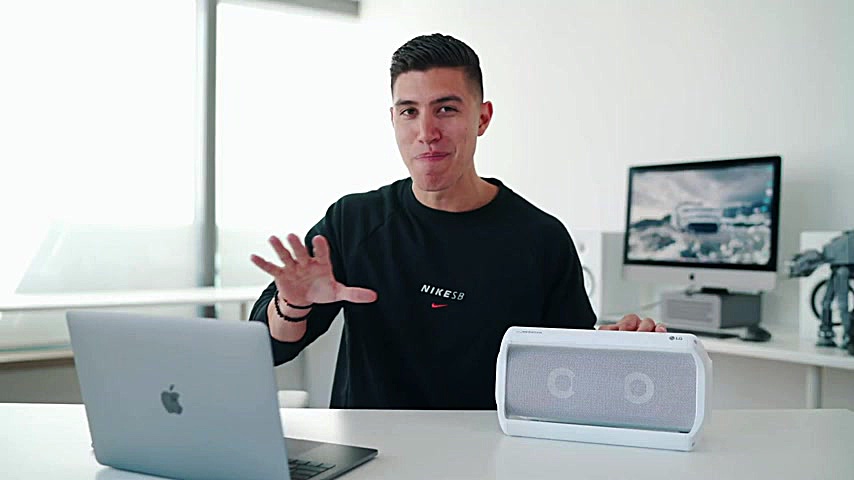 LG XBOOM Go l The Second Challenge to find the Balanced Sound هالوسیناتوری بویایی