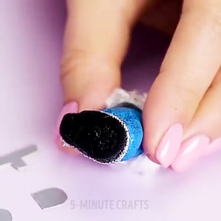 30 COOL BARBIE DOLL LIFE HACKS