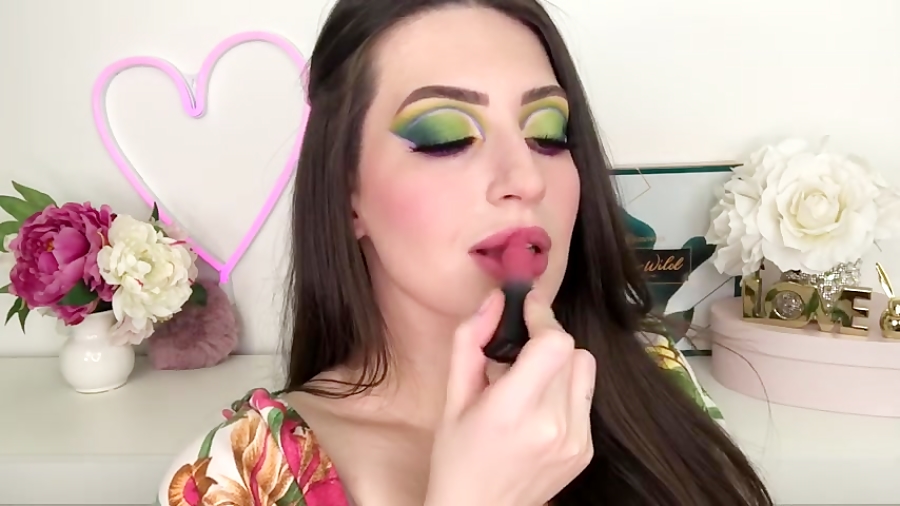 آرایش چشم با سایه سبز