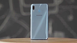 بررسی سامسونگ گلکسی ای ۳۰