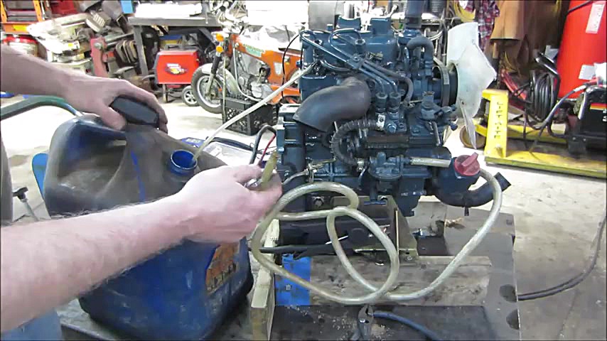 Will IT Run? Junked small Diesel engine. لاروتریکتینیب