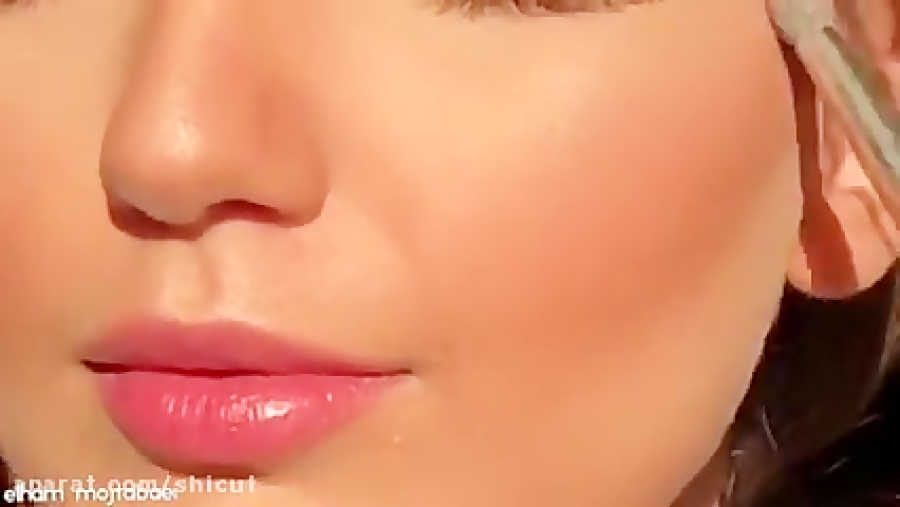 آموزش حجیم کردن لب