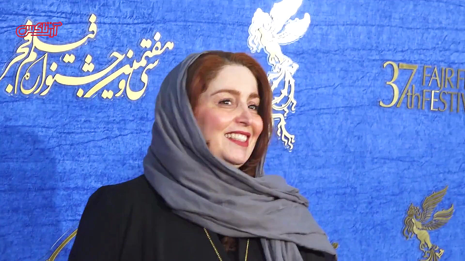 فوتوکال «حمال طلا» در کاخ رسانه زمان124ثانیه