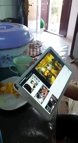 یبکی علی العباس