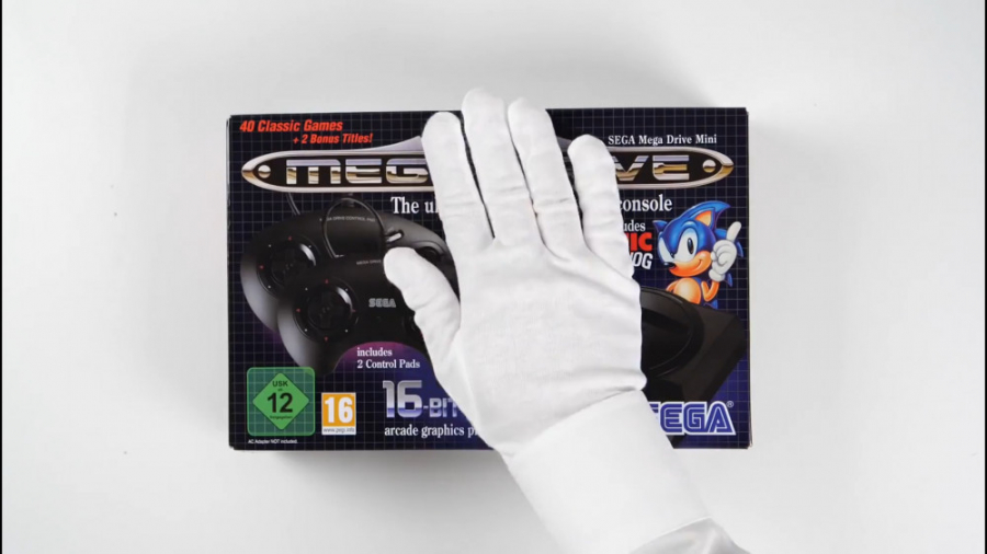 آنباکسینگ کنسول SEGA Mega Drive model 1   Mega Drive Mini