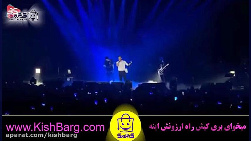 پوستر بزرگ