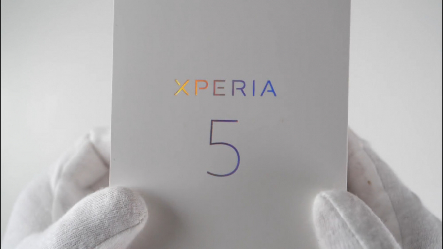 آنباکسینگ موبایل Sony Xperia 5