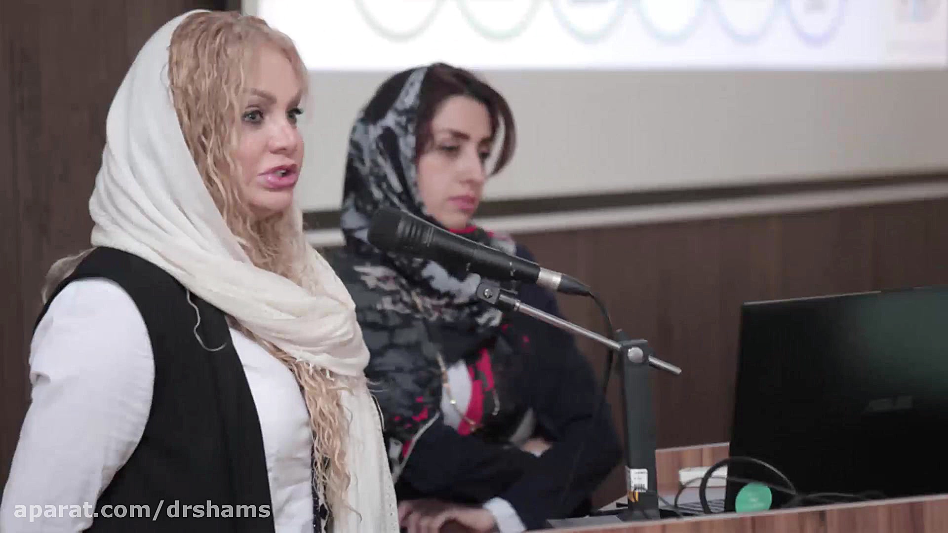 سخنرانی دکتر شیرین شمس در پانزدهمین کنگره زنان و مامایی دکتر شیرین شمس جراح و متخصص زنان و زایمان