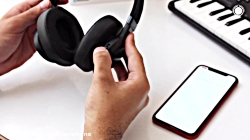 نقد و بررسی تخصصی JBL LIVE 500BT نقد و بررسی تخصصی JBL LIVE 5...