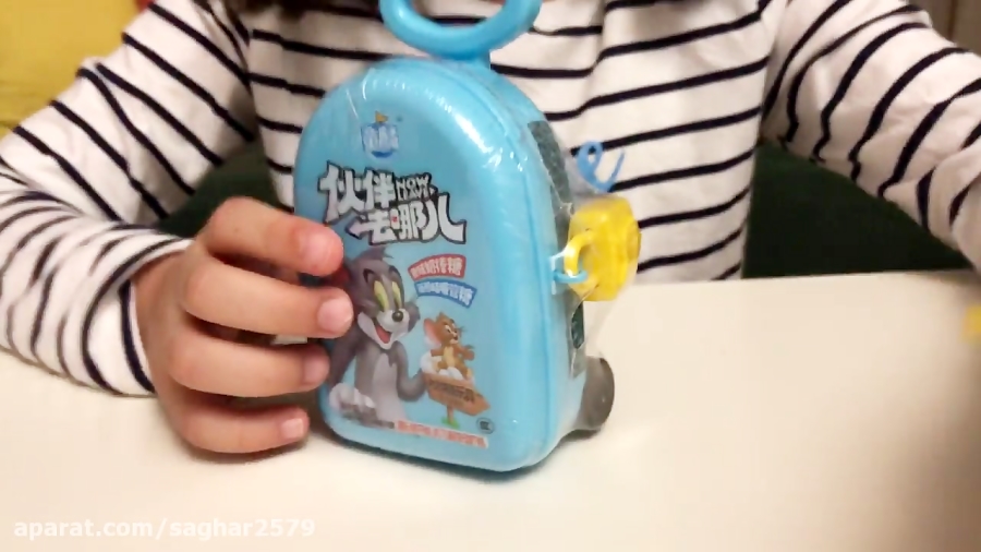 یک چمدان شانسی دیگه اینبار قفل...