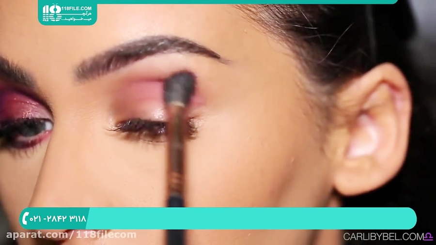میکاپ صورت - سایه زدن چشم متالیک