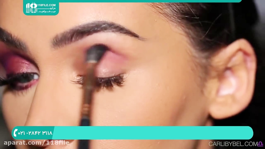 میکاپ صورت - سایه زدن چشم متالیک