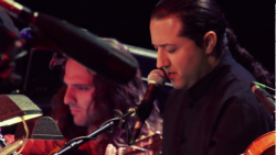 کنسرت حامد نیک‌پی - اجرای قطعه...