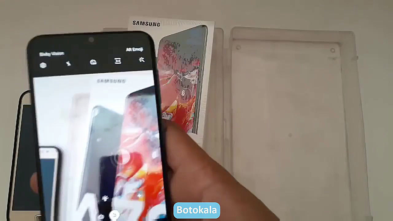 تست ضدآب بودن گوشی Galaxy A70 مایکل جردن