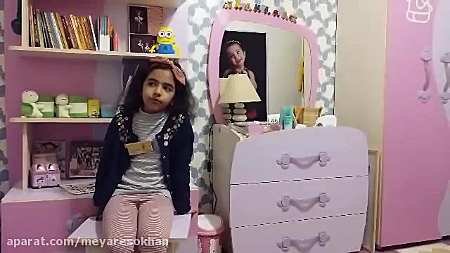 فیلم معرفی کتاب خودکار قرمزی کوچولو، پانیسا پزشکیان، باشگاه کرم کتاب‌های 158 زمان135ثانیه