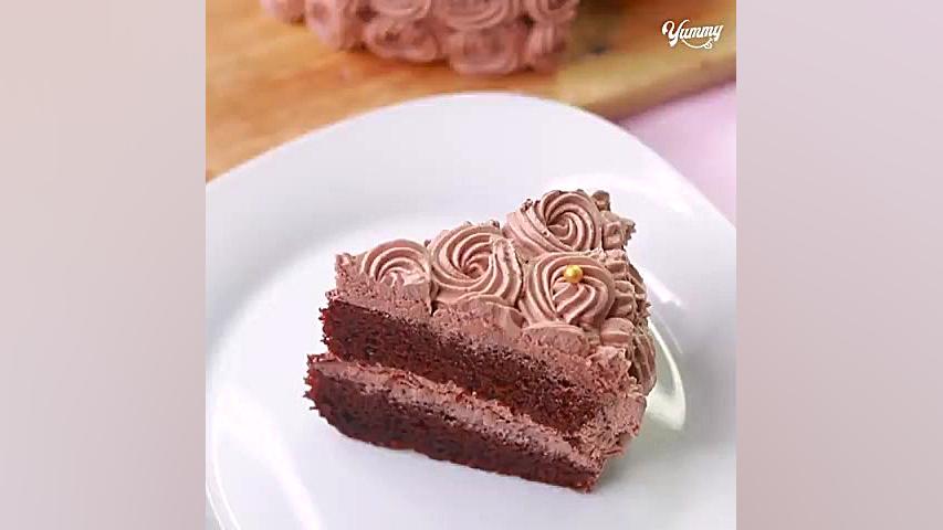 کیک تولد شکلاتی فوری بدون تخم مرغ و نیاز به فر زمان396ثانیه