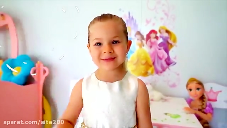 بازی دیانا و روما... چرخ خیاطی...