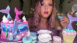 خوردن کیک های پری دریایی