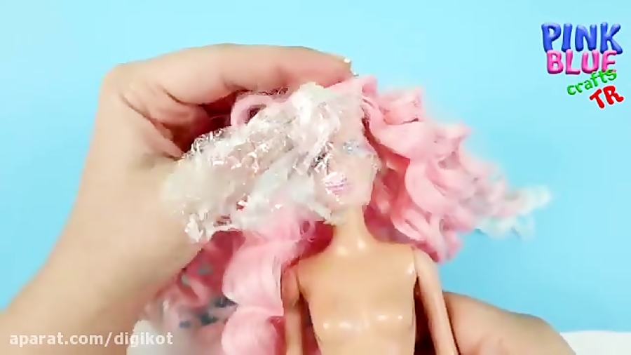 ترفندهای دخترانه برای تغییر مدل موی عروسک باربی