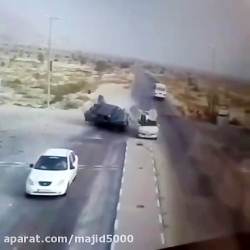 لحظه برخورد راننده وانت مست با...