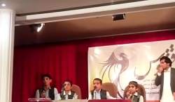 مشاعره دانش آموزان کزور