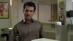 چه میکنه هوتن شکیبا