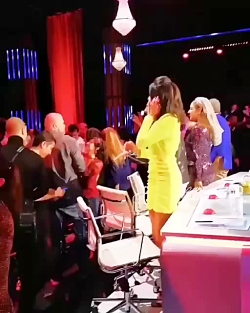 مهناز افشار آیا به ایران باز م...