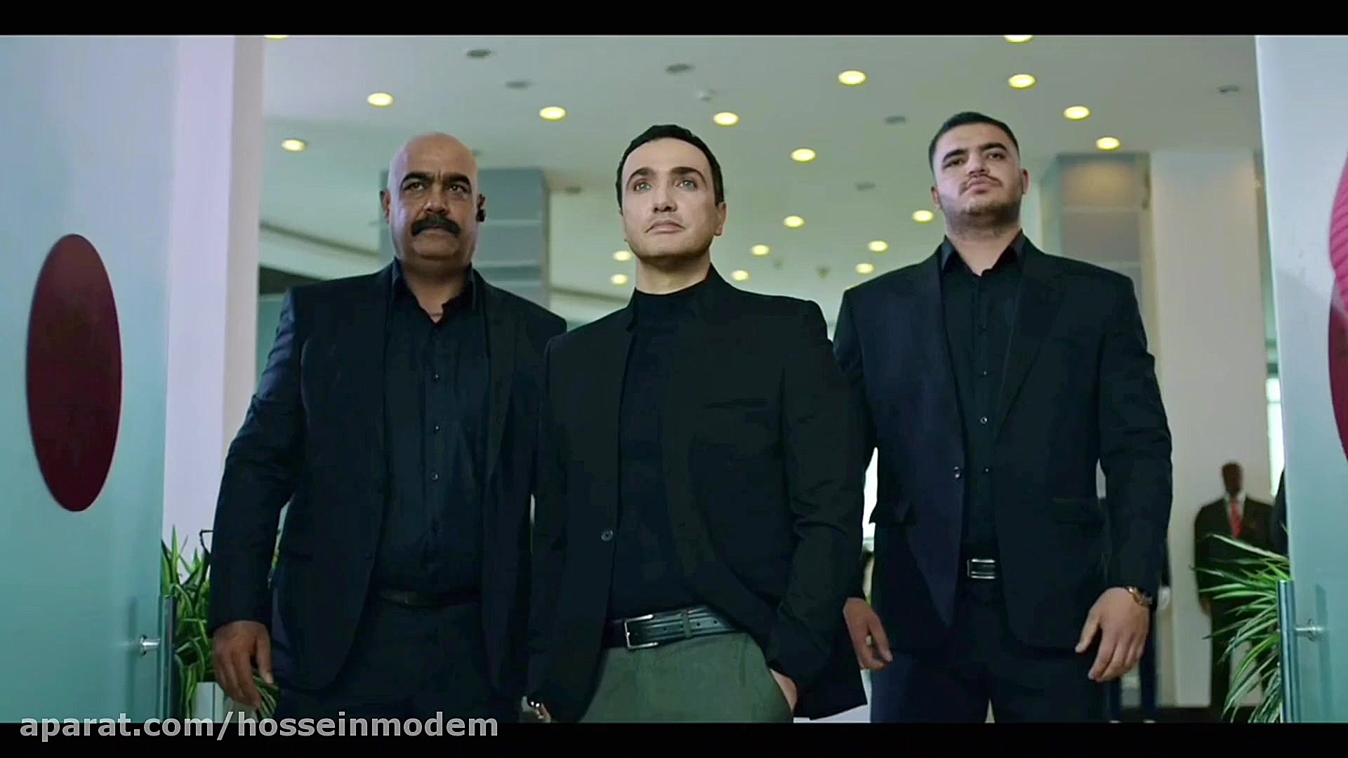 مانکن قسمت ۱۵ زمان48ثانیه