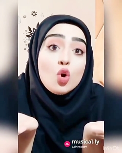 دابسمش | سوال رو‌ مخی