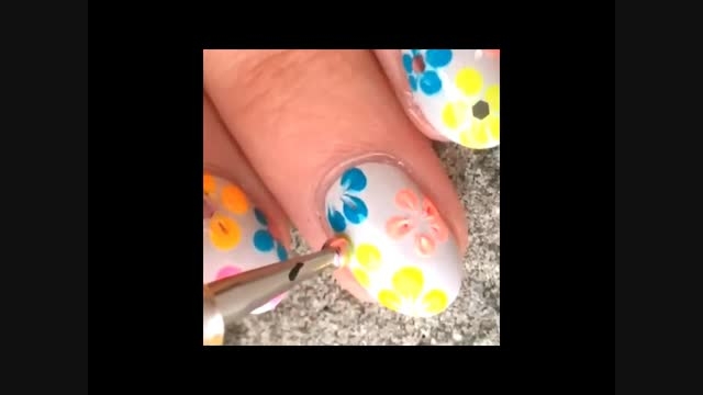 آموزش طراحی ناخن گل گلی | نوعروس