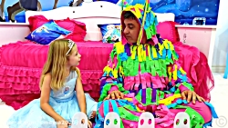 ناستیا و استیسی با پدرش به هال...