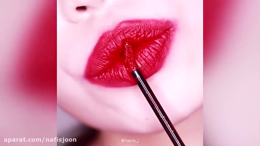 آرایش لب - آموزش رژ لب