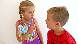 دیانا و روما  بازی در ساحل